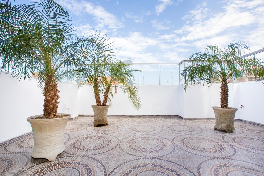 צ'יקלאיו Hostal Florida מראה חיצוני תמונה