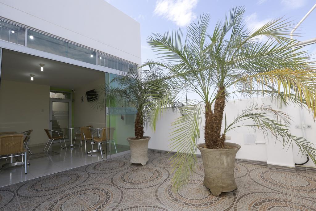 צ'יקלאיו Hostal Florida מראה חיצוני תמונה