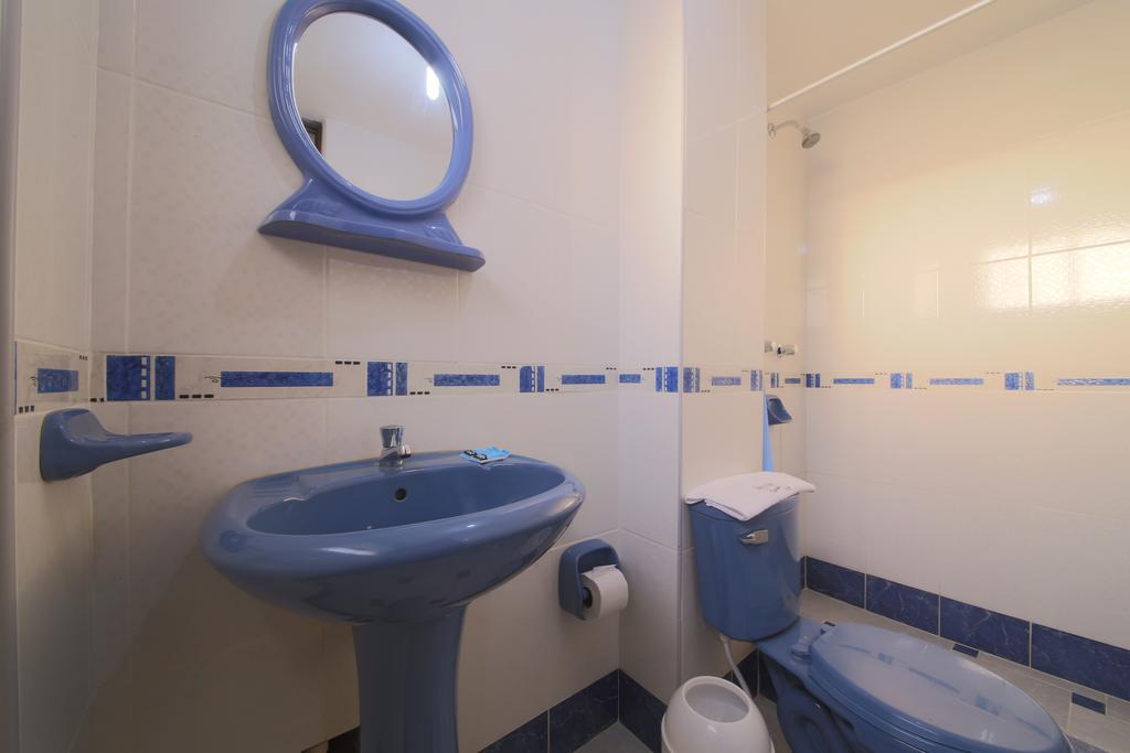 צ'יקלאיו Hostal Florida מראה חיצוני תמונה