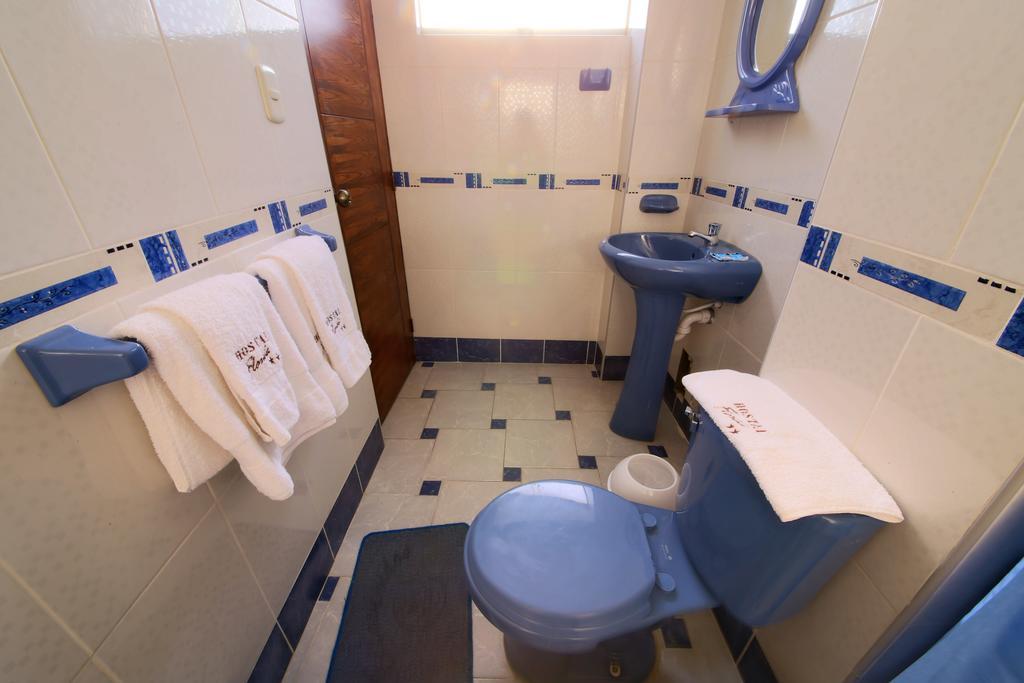 צ'יקלאיו Hostal Florida מראה חיצוני תמונה