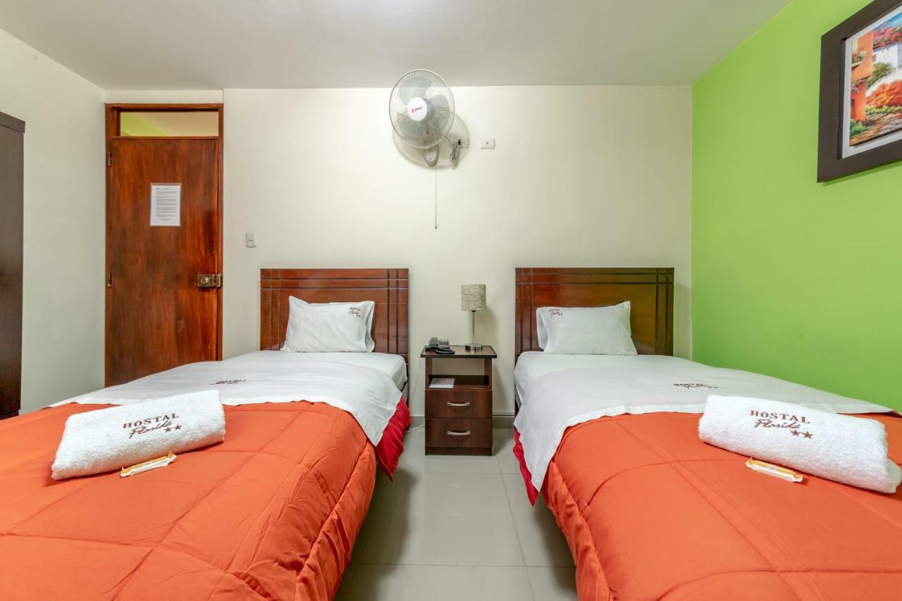 צ'יקלאיו Hostal Florida מראה חיצוני תמונה