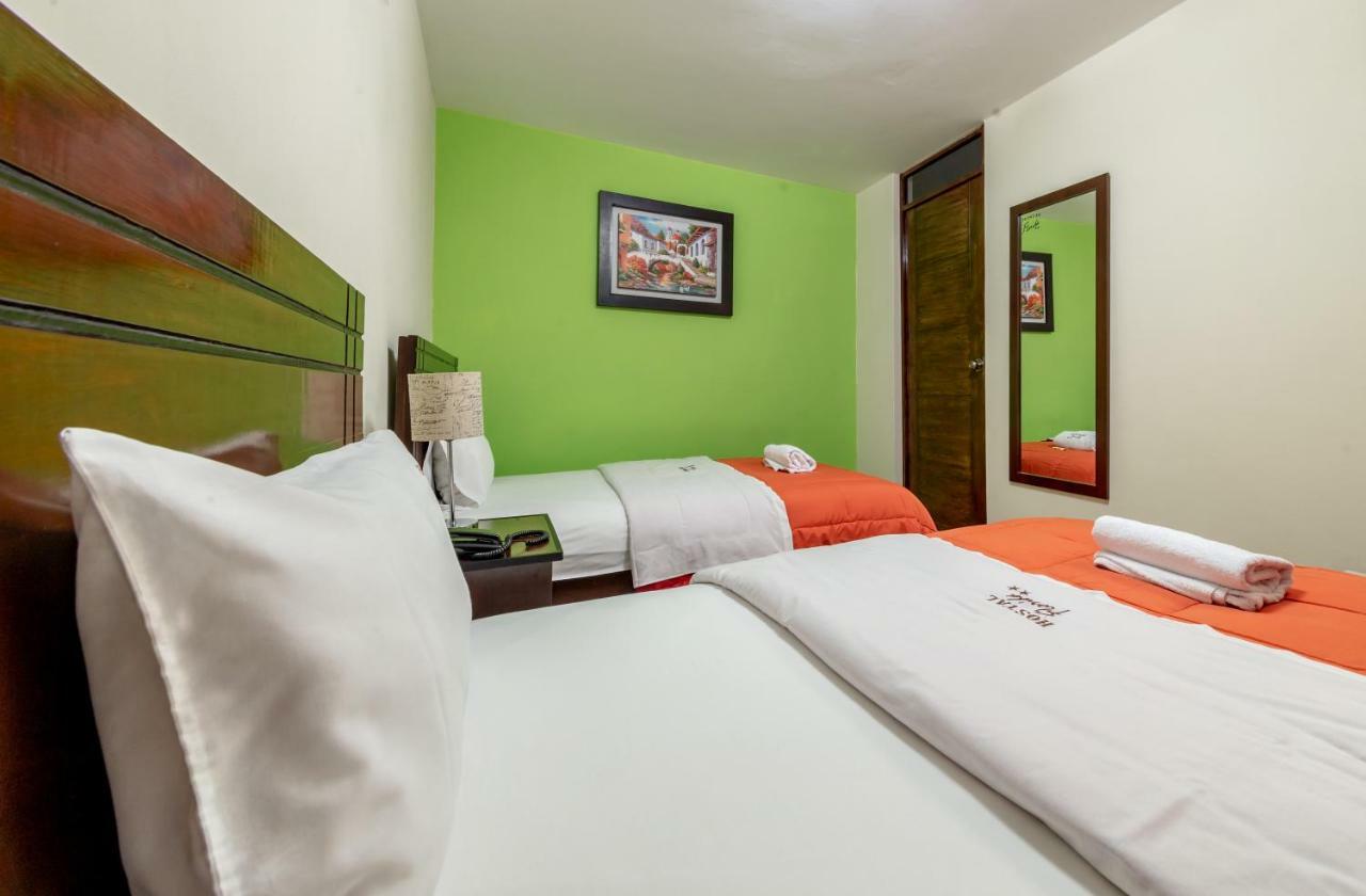 צ'יקלאיו Hostal Florida מראה חיצוני תמונה
