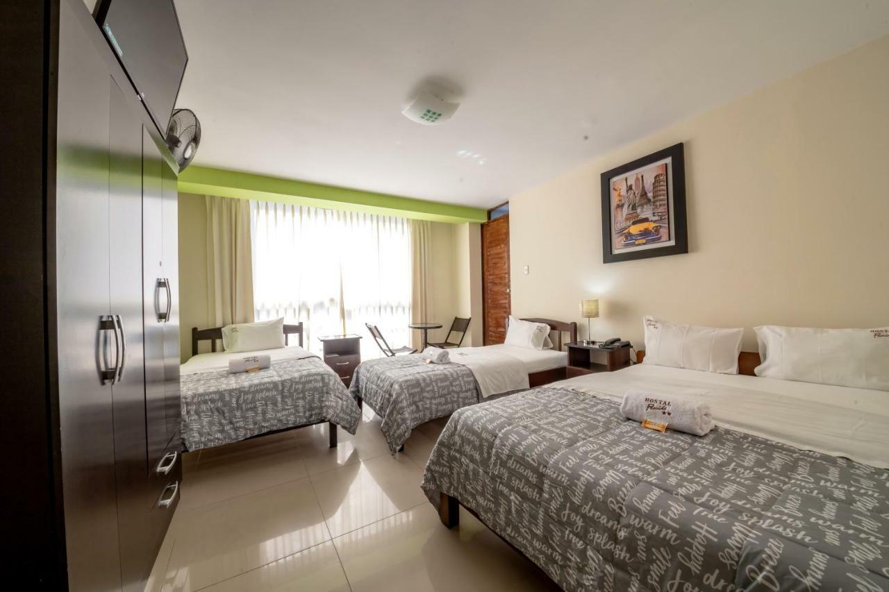 צ'יקלאיו Hostal Florida מראה חיצוני תמונה