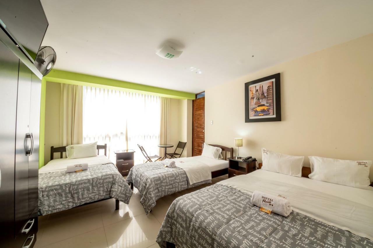צ'יקלאיו Hostal Florida מראה חיצוני תמונה